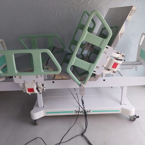 Camas hospitalares usadas para venda